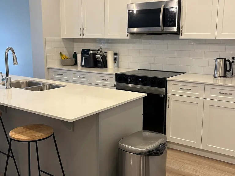3234 Dixon Way SW — Photo 3