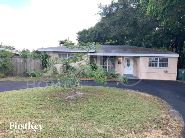 360 NW 35th Ct, Fort Lauderdale, FL 33309