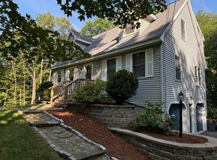 4 Ferguson Ln, Sandown, NH 03873