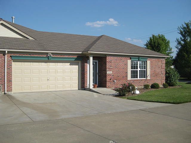 Beautiful 2BD/2BA Condo