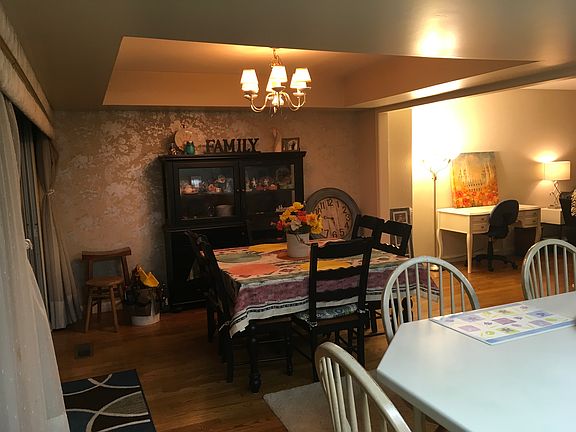 Great room dining area