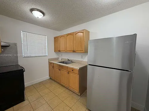 1330 NE 127th St #8 Photo 1