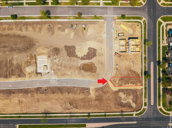 2803 Crinkle Root Drive #8, Fitchburg, WI 53711