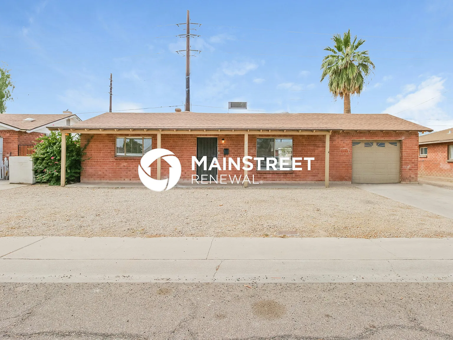 4725 W Crittenden Lane — Photo 1