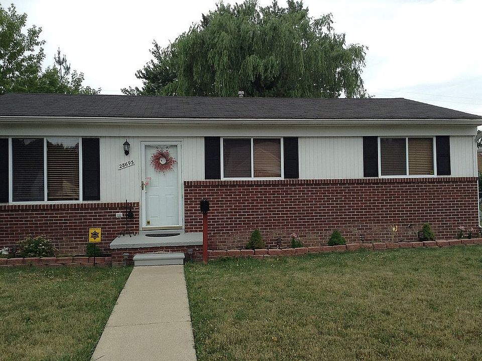 1st image of 28693 Essex St