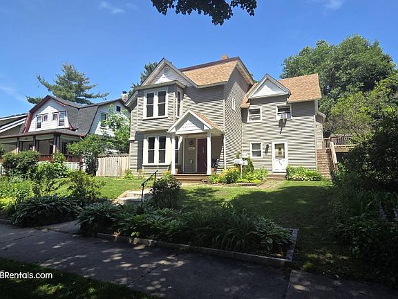 2nd image of 1647 Hewitt Ave