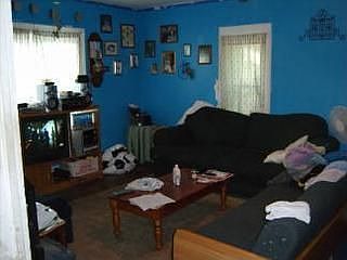 2nd image of 174 Madison St