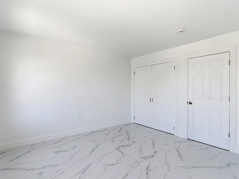 88 Irvine Turner Blvd — Photo 10