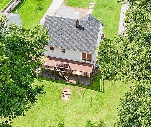 2nd image of 4636 Fairmont Ave