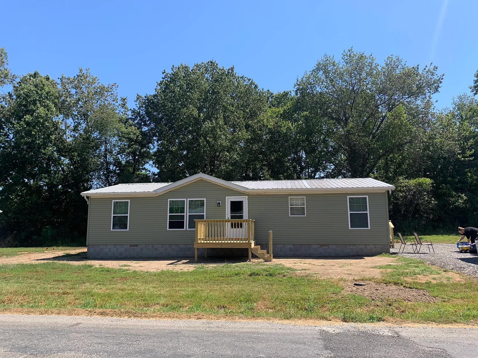 3 bed, 1250 sqft, $1,400 — Photo 1