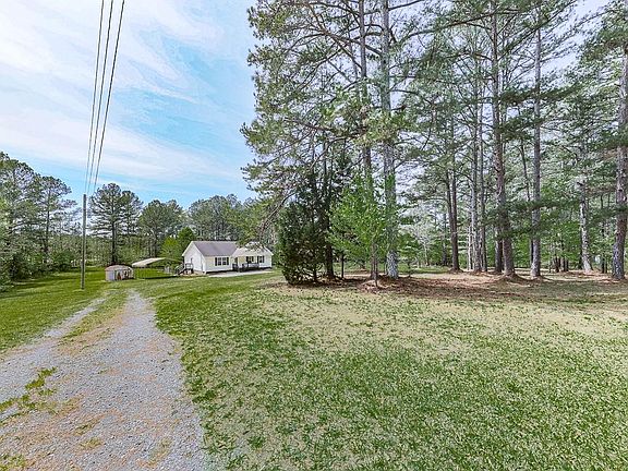 2nd image of 900 Everett Springs Rd SW