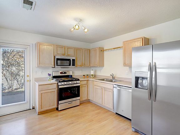 4th image of 10715 Hatch Dr NW