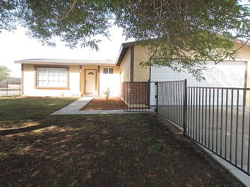 3rd image of 11892 Lancewood Dr