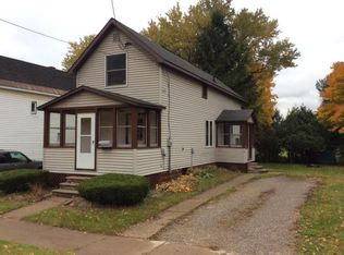 642 Eureka St, Sault Sainte Marie, MI 49783