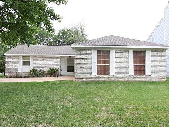 4th image of 18003 Green Hazel Dr