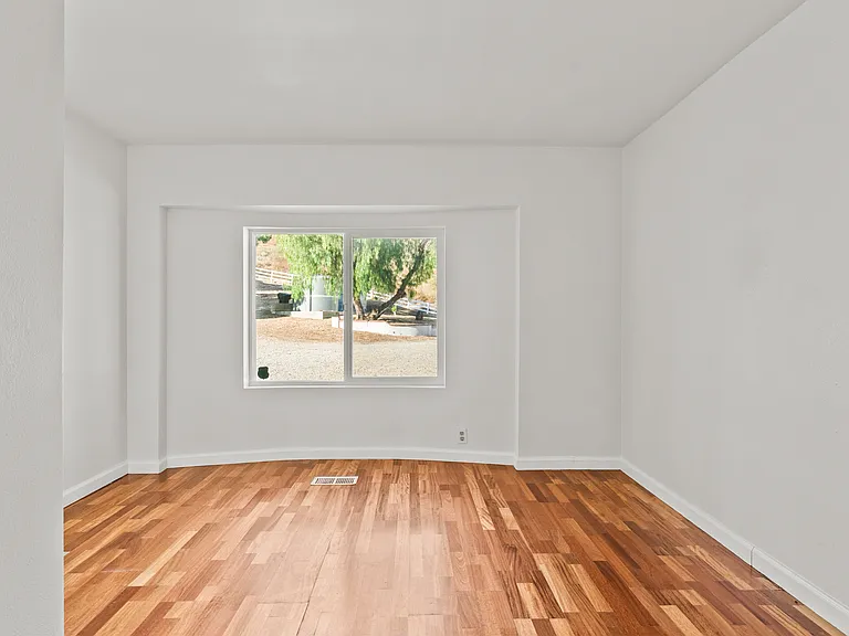 35401 Ridge Route Rd — Photo 38