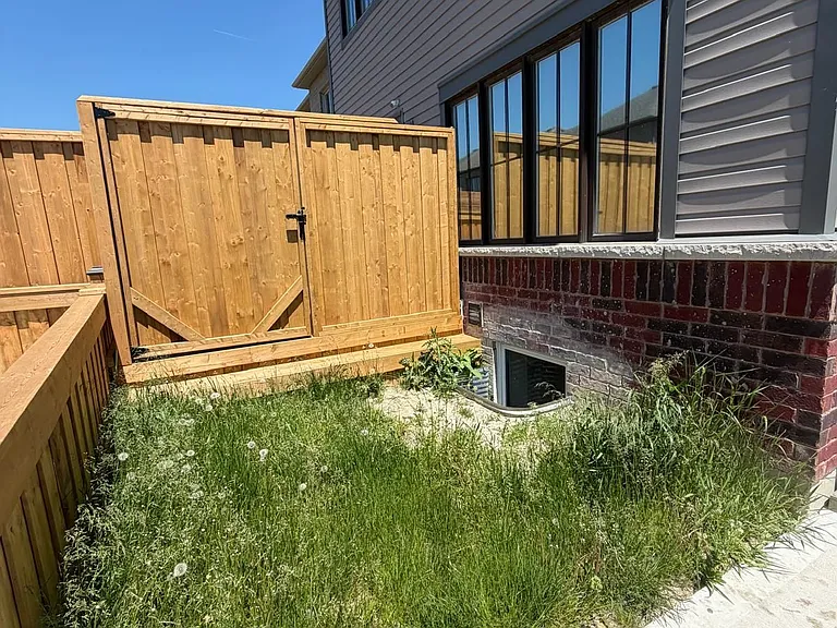 216 Fleetwood Dr — Photo 19