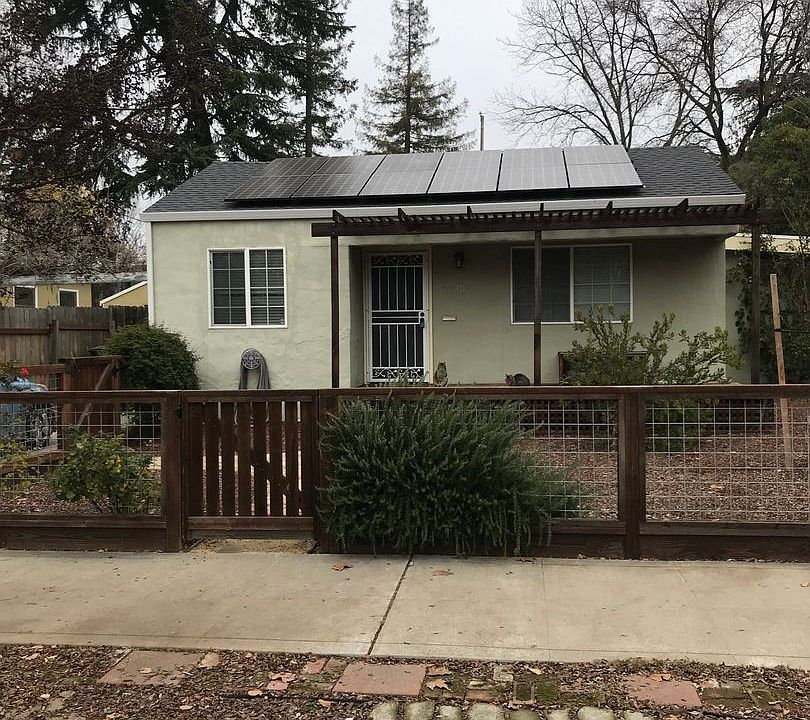 1st image of 2733 2nd Ave