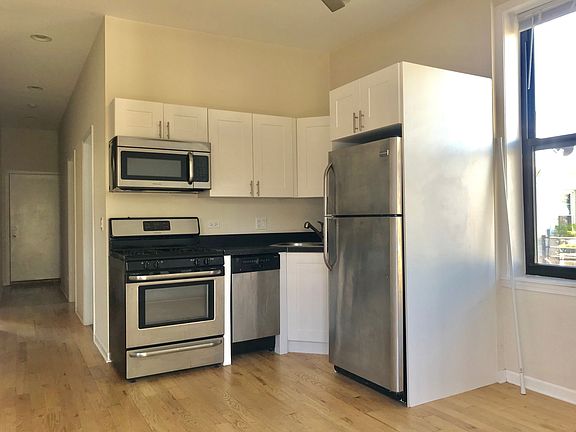 3rd image of 2706 W Haddon Ave #3165435