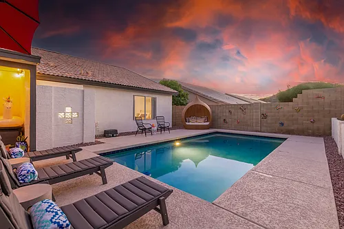 6102 W Whispering Wind Dr Photo 1