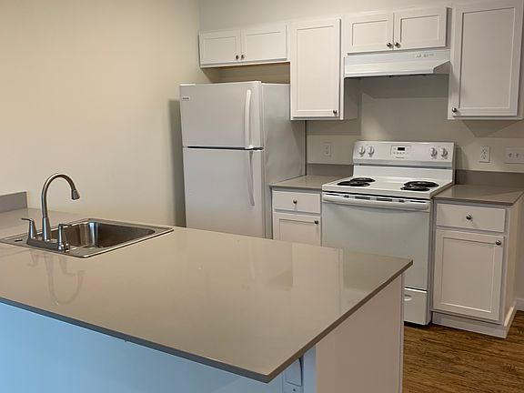 2nd image of 4716 Ocean Beach Hwy #1