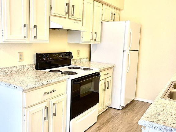 2nd image of 3228 E 47th St S #3228