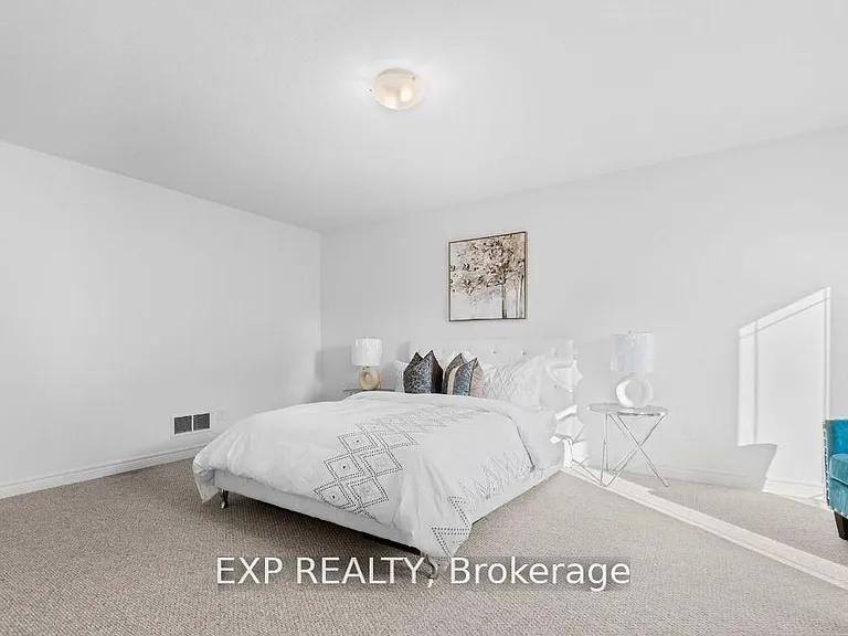 77 Diana Ave #31 — Photo 18