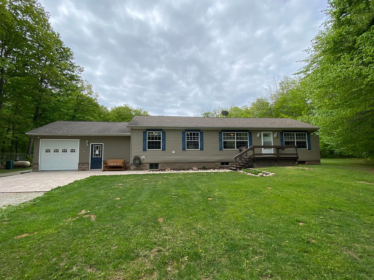 12514 E Traynor Rd, Goetzville, MI 49736 Zillow