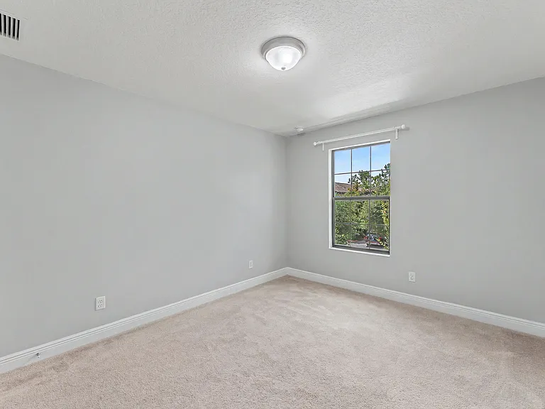 12969 Burns Dr — Photo 29