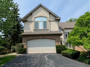 812 N Coolidge Ave, Palatine, IL 60067
