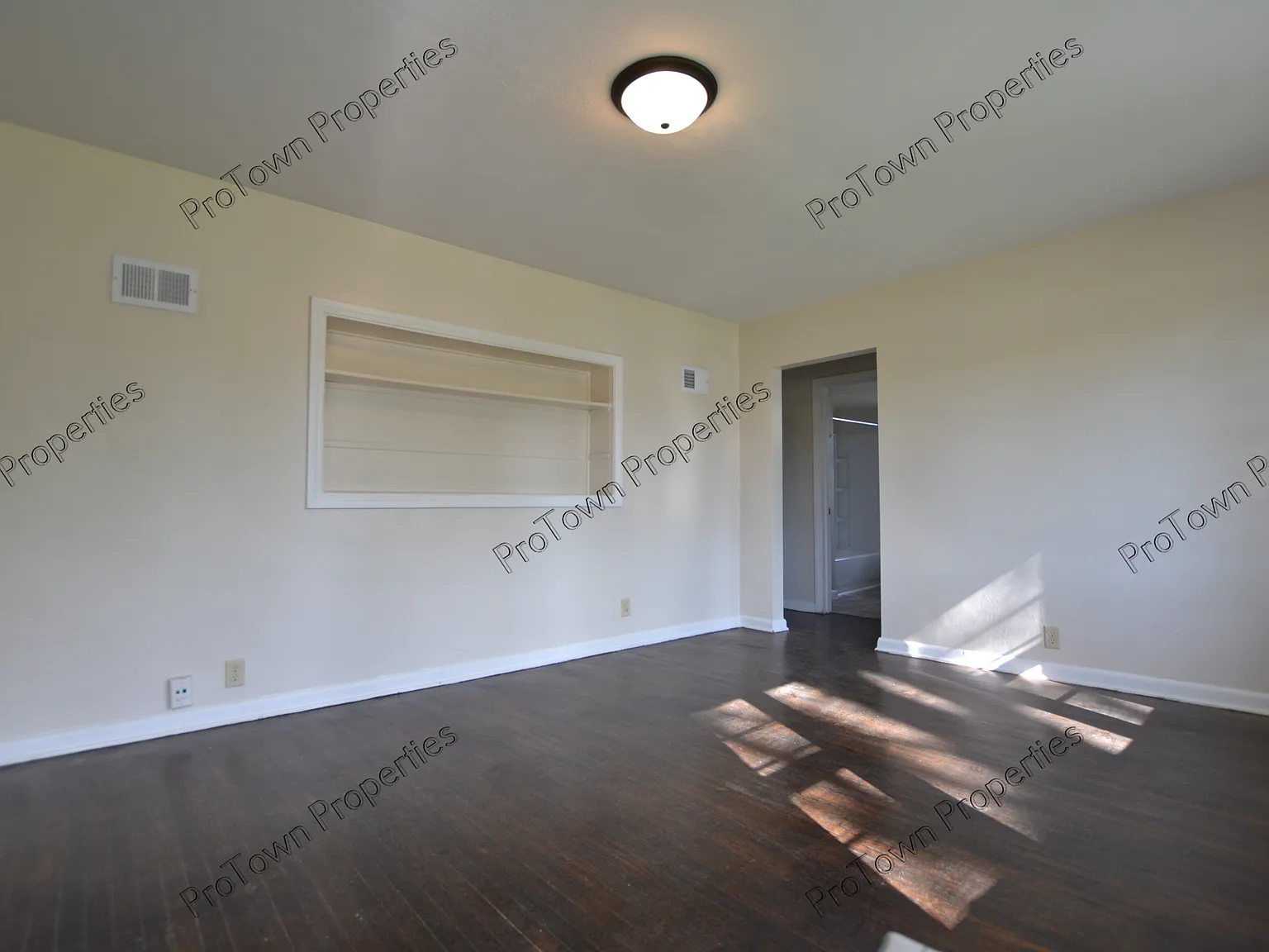 Open House: 9/1 @ 5:15pm & 9/5 @ 12:30pm — Photo 2