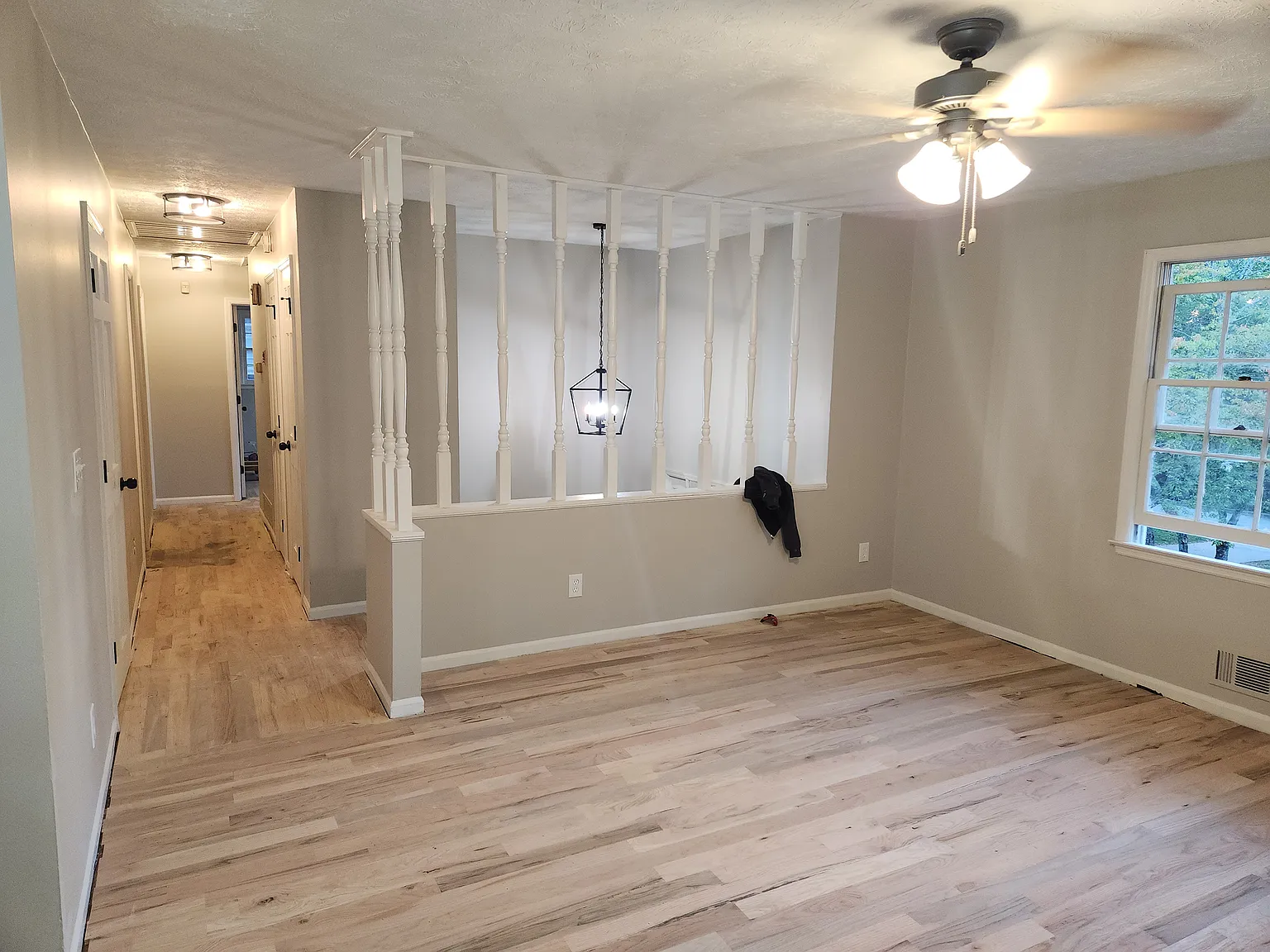 4 bed, 2700 sqft, $2,250 — Photo 3