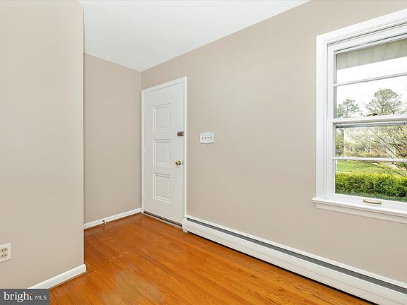 3rd image of 716 Wyngate Dr