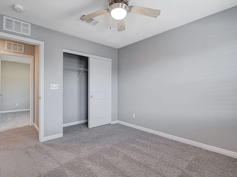 12312 Keyport Ln — Photo 43