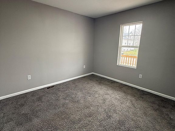 5th image of 6653 Sparta St