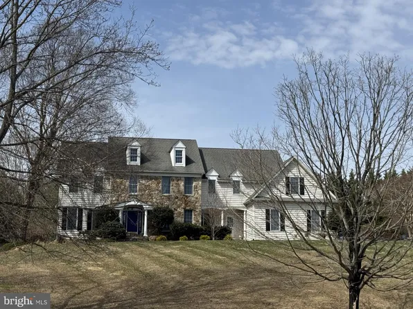 5 Old Manor Ct, Reisterstown, MD 21136