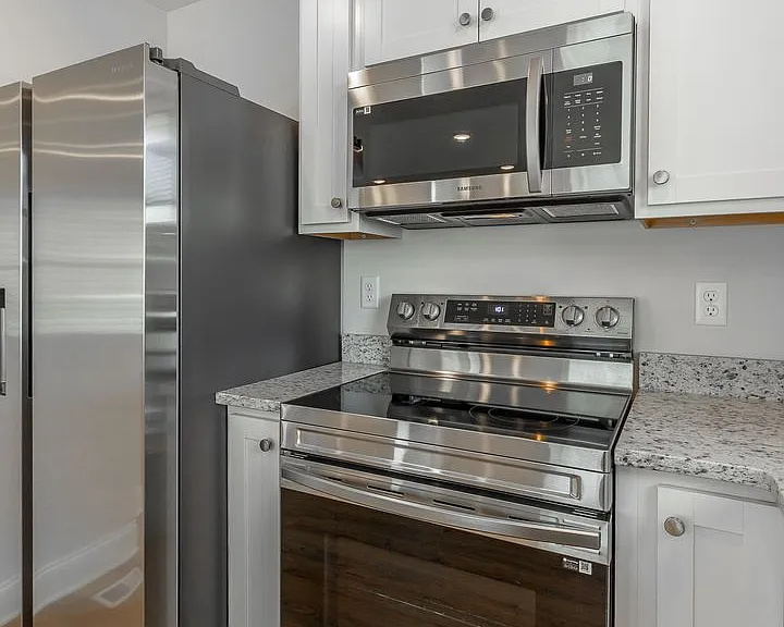 1634 S Lyerly St — Photo 11
