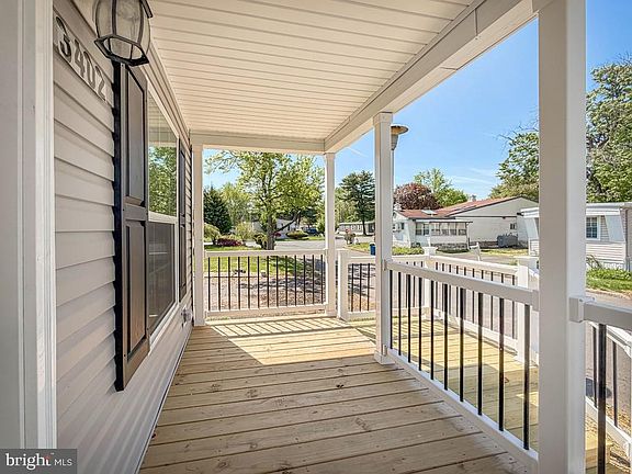 5th image of 3402 Clayton Dr