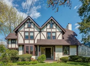 21 Euclid Ave, Maplewood, NJ 07040