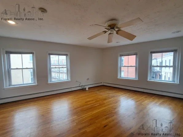 (undisclosed Address), Boston, MA 02113