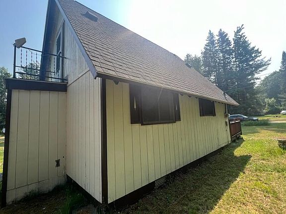 4th image of 1529 Tamarack Ave