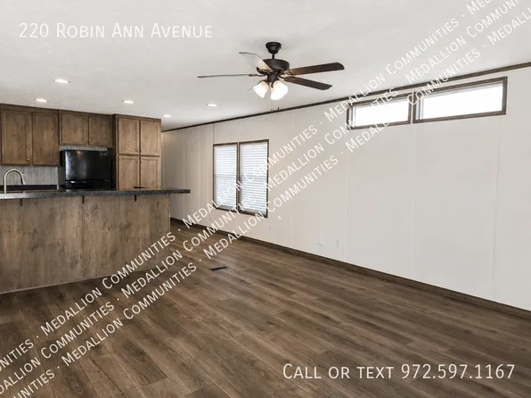 220 Robin Ann Ave, Clarksville, TN 37042