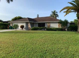 2584 Longboat Dr, Naples, FL 34104