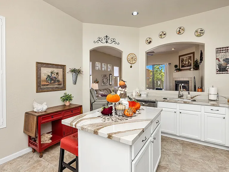 6585 E Kilkenny Pl — Photo 6