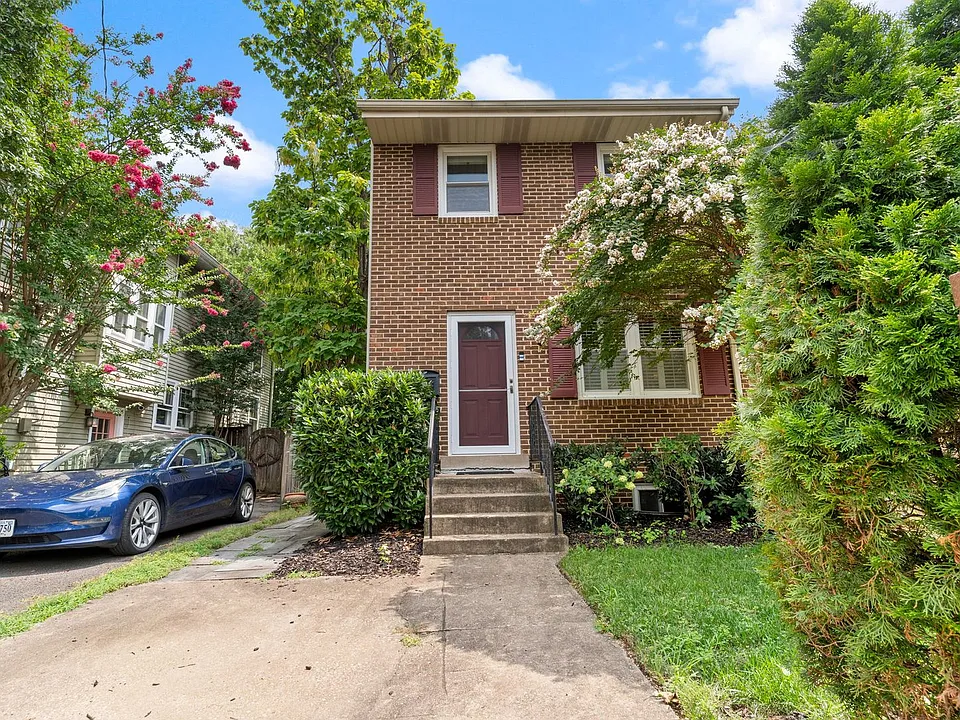 1723 Price St