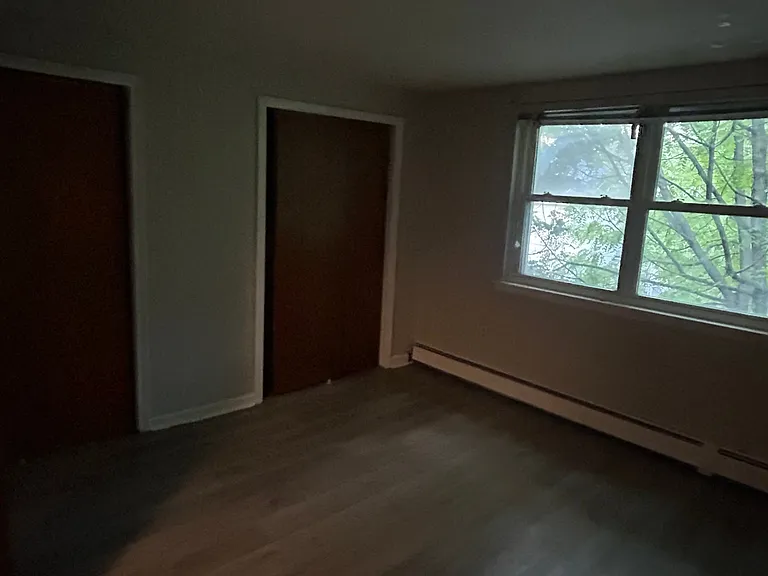 487 New Britain Ave #B5 — Photo 4