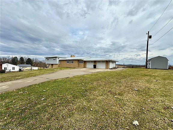 3rd image of 484 County Road 47