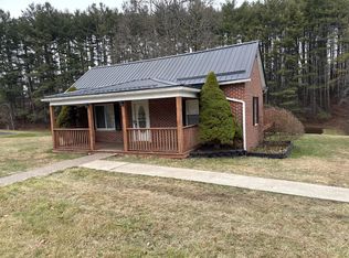 550 Cleveland School Rd, Beckley, WV 25801