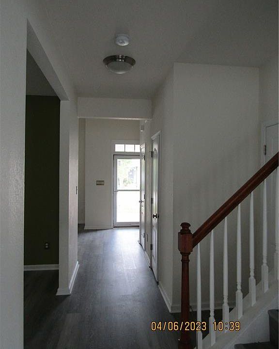 1st image of 3010 Stone Creek Dr
