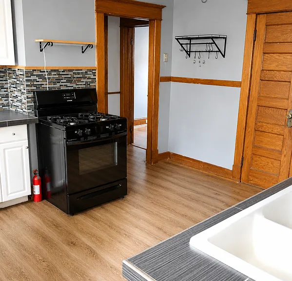 20 Besch Ave #1 — Photo 3